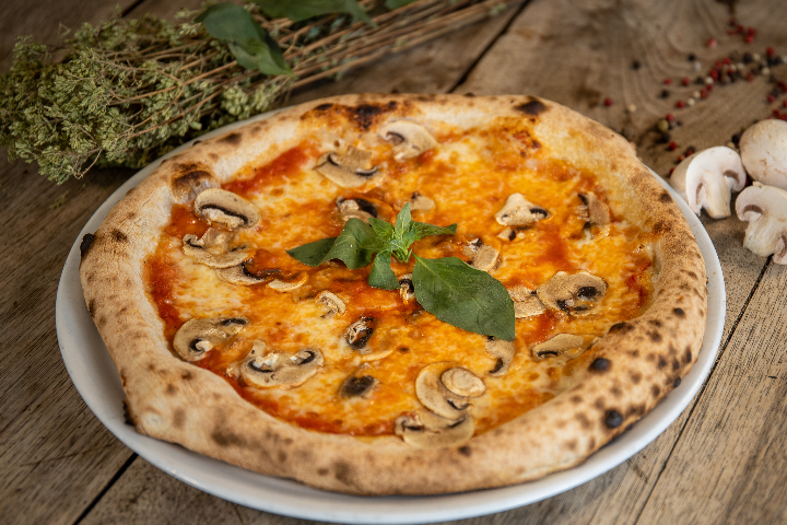 Pizza Funghi - JJ Pizza