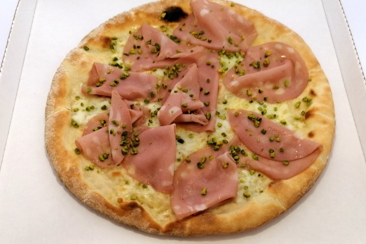 Bufala mortadella pistacchi - Ristorante Antico Forno Tre Marie By Galbusera