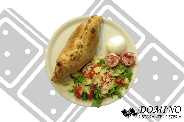 Calzone - Ristorante Pizzeria Domino