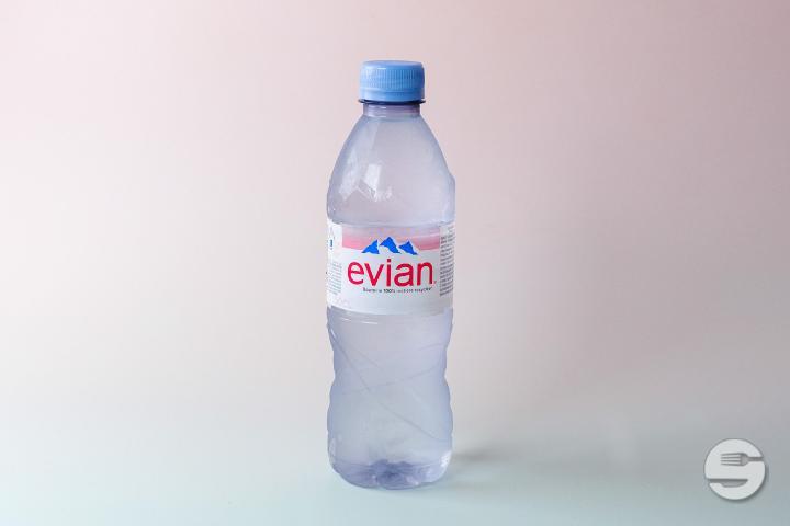 Evian 💙 - POKAWA