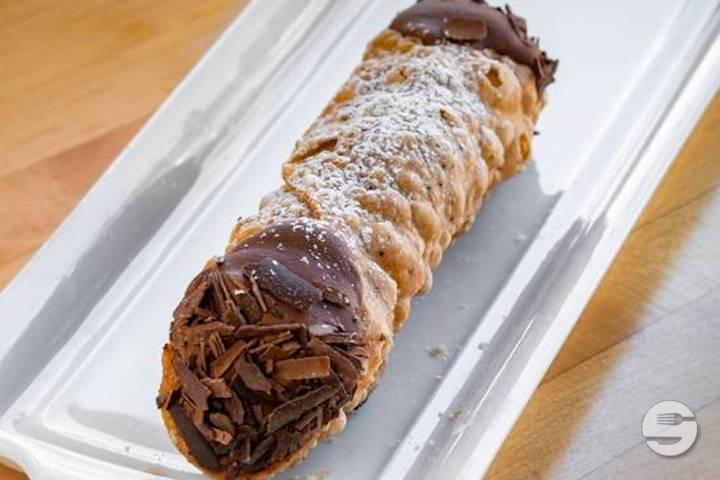 Chocolate Cannolo - Fresco