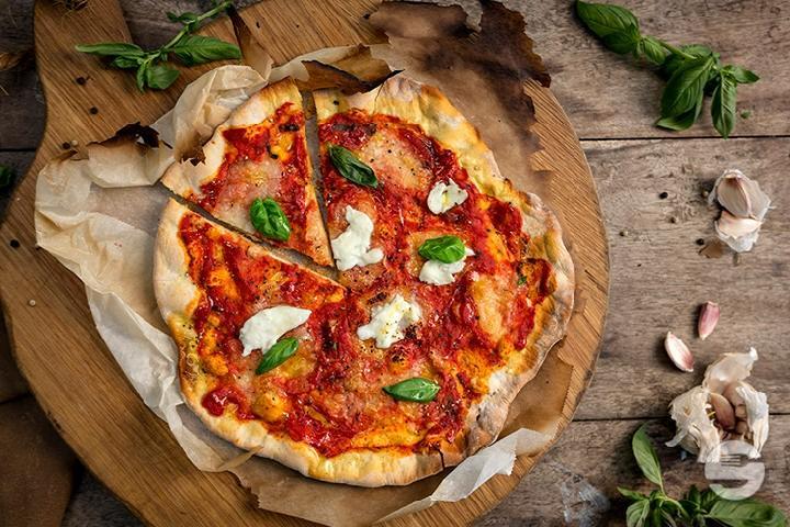 Pizza Margherita - Riththik Food