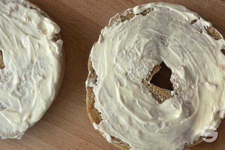 Cream Cheese Bagel - Brunch Factory