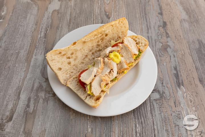 Curry Chicken Sandwich - Boulangerie Carrillat