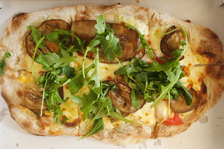 Katka Vegan Pinsa Romana - Da Cinque