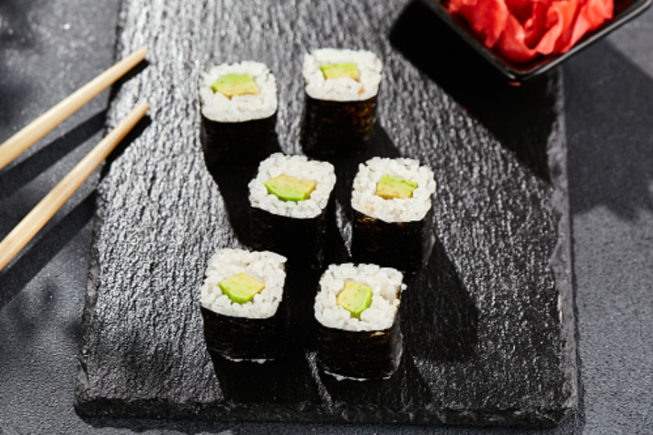 134. Avocado Maki - WangKhar