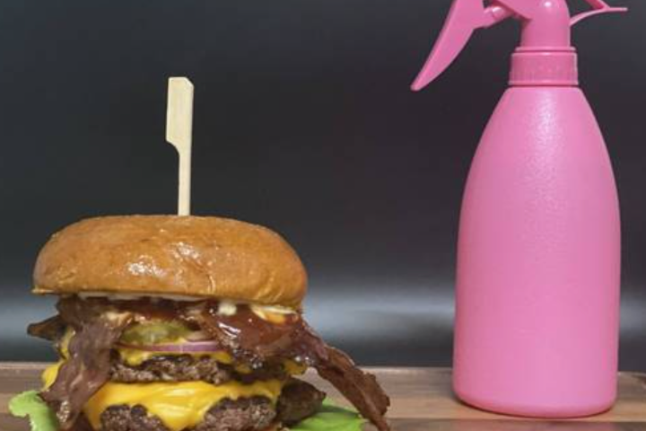 Pinky Burger - Pinky Burger