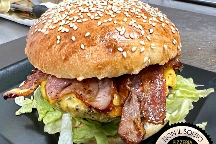 Bacon Burger - C'era una Volta Burger