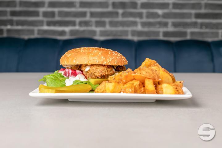 Falafel Burger - Keyann Café Resto Libanais