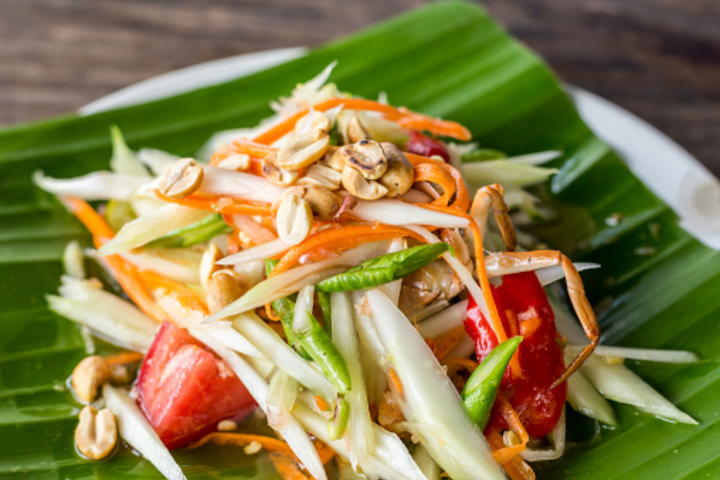 07. Thai Style Papaya Salat - Made in Asia