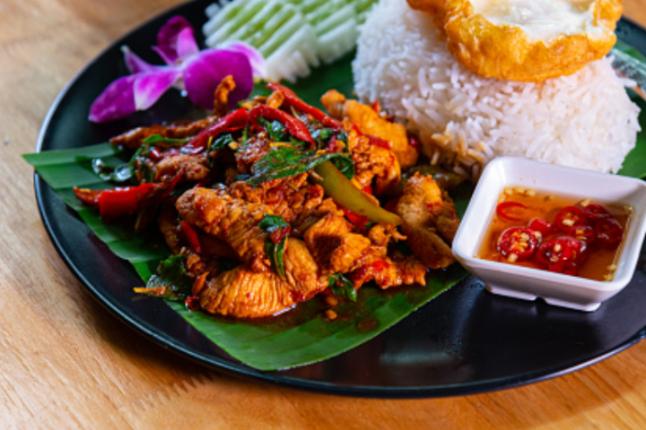 06. Pad Kapraow - Made in Asia