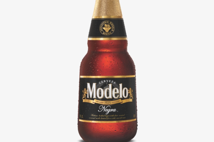 Modelo Negra - Cano's Chile con Chiles