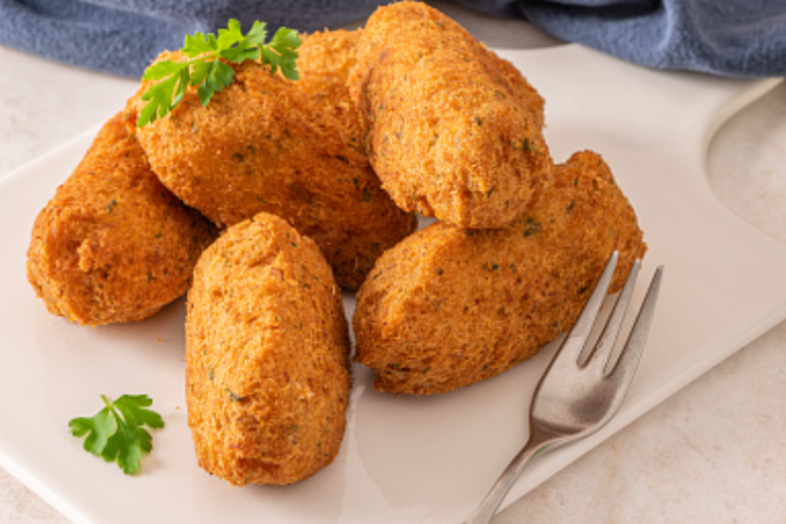 Bolinho De Bacalhau - Flavor with Harmony