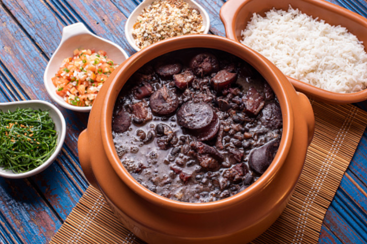 Feijoada bean stew - Flavor with Harmony