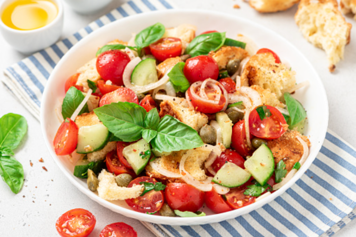 Tomaten Salat mit Zwiebeln - Azuk