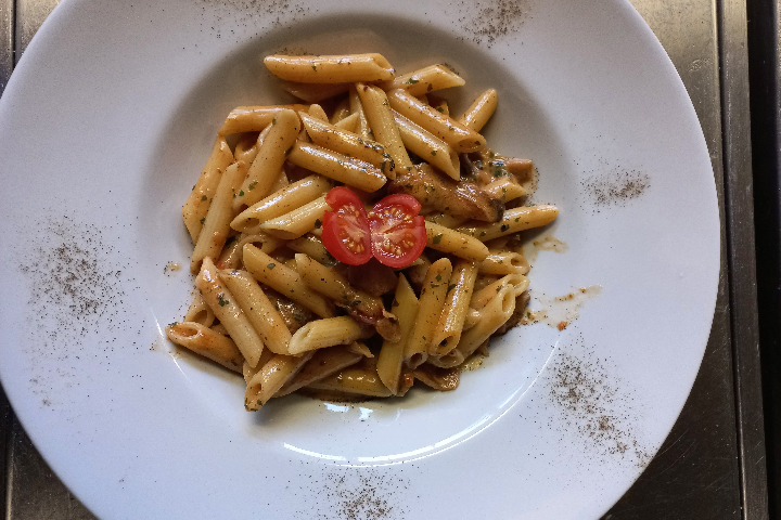 Penne alla Boscaiola - Pizzeria Café Lugano