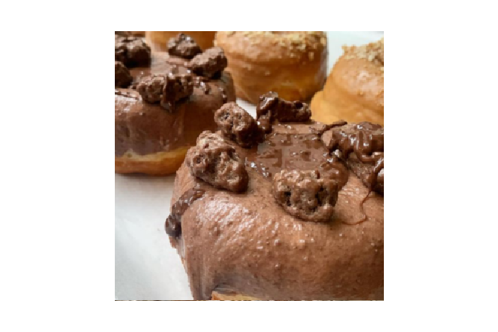 Ovaltine Donut 🧡🇨🇭 - Ginger Donuts