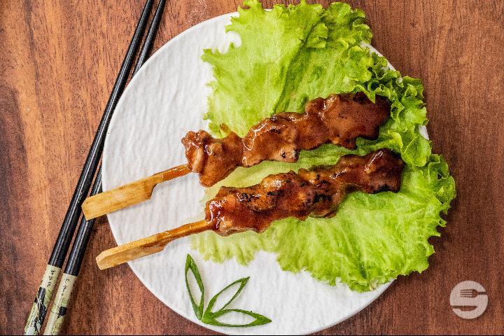 Chicken Skewers with Yakitori Sauce - Sushi & Poké 88 by Wok'y