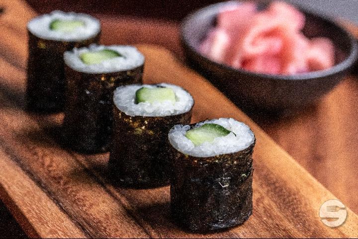 Cucumber Maki - Sushi & Poké 88 by Wok'y