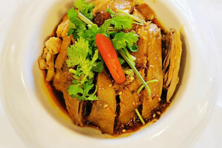 203. Chicken Sichuan Style - Royal Panda