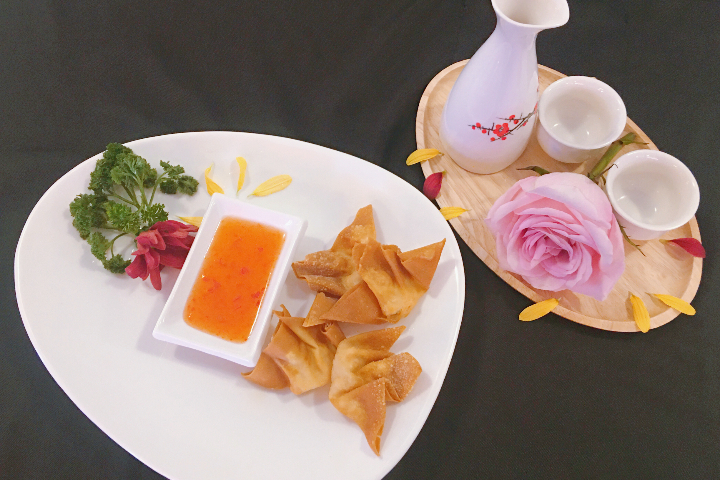 202. Deep fried Wan Tan - Royal Panda