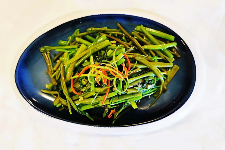604. Fried Water Spinach - Royal Panda