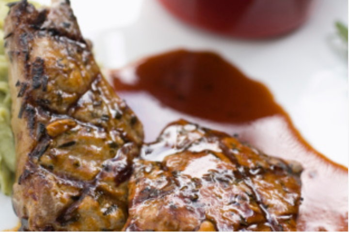 Carre D'Agnello con Salsa ai Frutti Rossi - Osteria Valpo