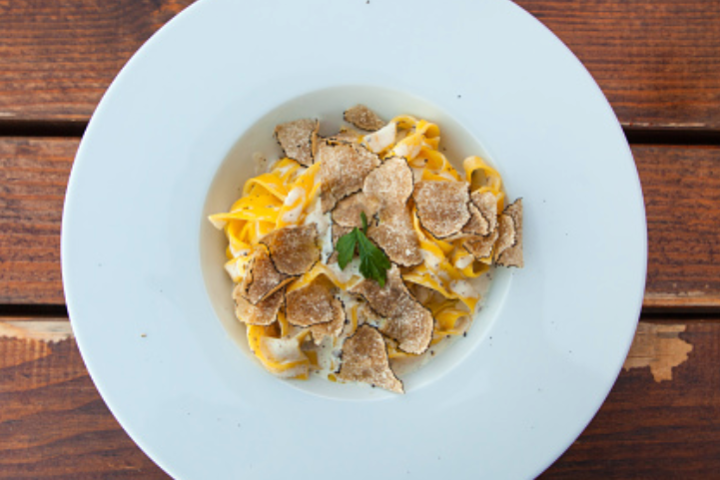 Tagliatelle Al Tartufo - Italian Delicatezza da Osteria Valpo