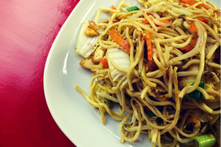 Fried Noodles with Vegetables and Lamb - Pizza King