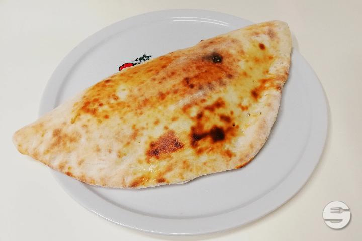 Kids Pizza Calzone - Pizza King