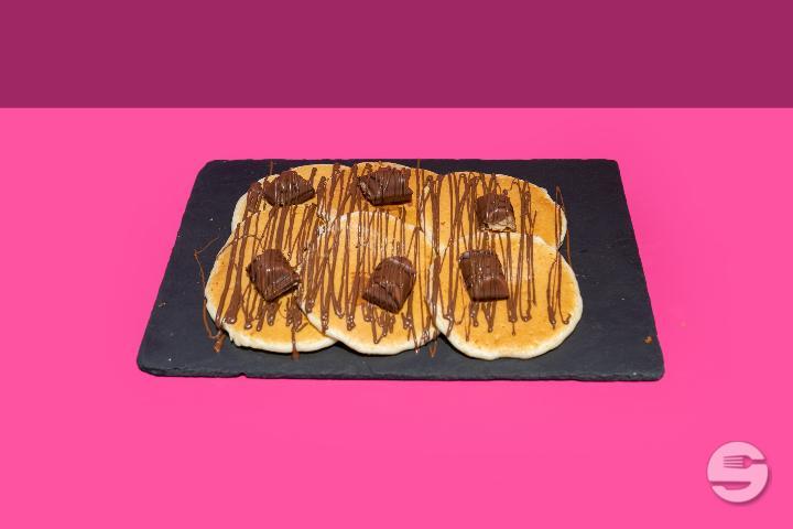 Mini Pancake Kinder Bueno 🤎 - The Good Mood