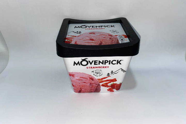 Movenpick strawberry 900.ml