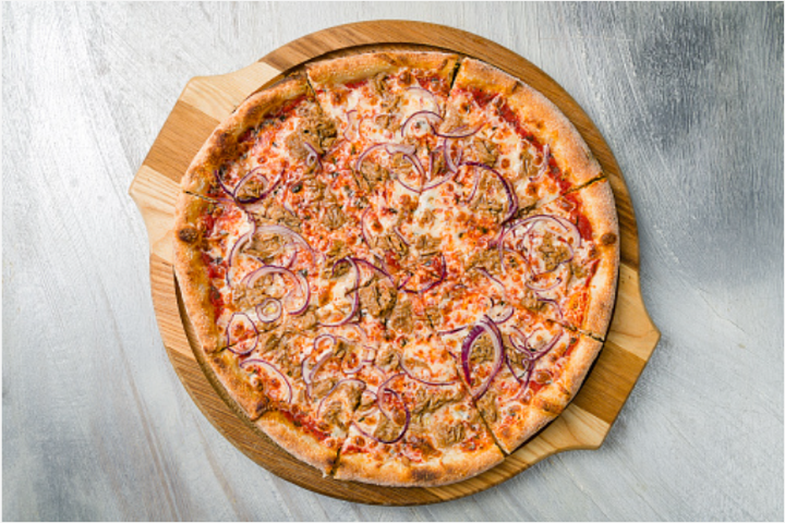Pizza Tonno e Cipolle - Restaurant Dalahoo