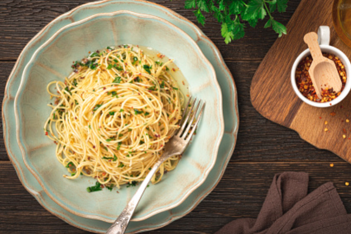 Spaghetti Aglio, Olio e Peperoncini - Restaurant Dalahoo