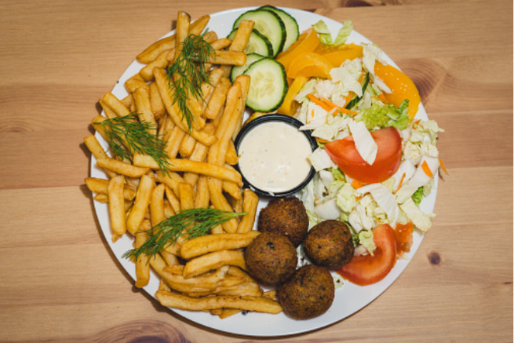 Falafel Teller - Restaurant Dalahoo
