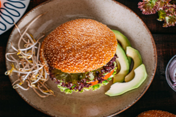 150. Swiss Burger - Restaurant Sonne
