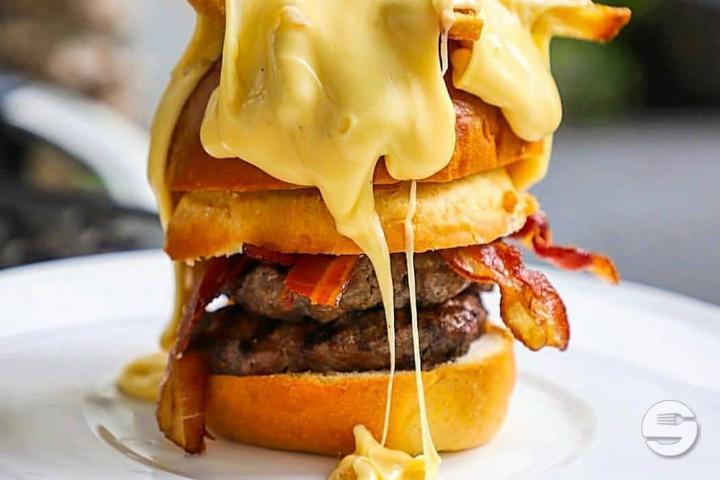 Fondu Burger - Atypique Burger