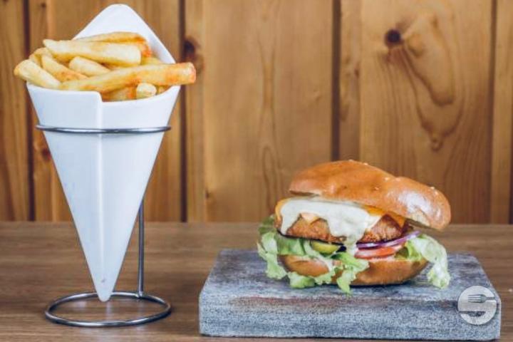 Fish Classic Burger - Atypique Burger