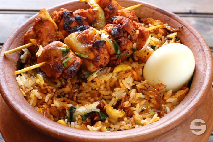Chicken Tikka Biryani - Le Darshana