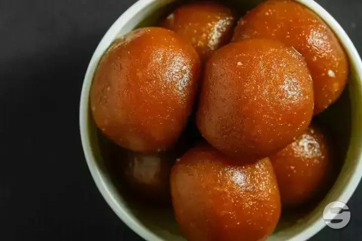 Gulab Jamun - Le Darshana