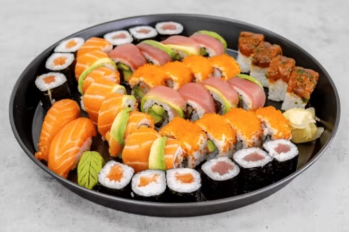 Sherpa Big Plate 60 Sushis - Sherpa Momo & Sushi Take Away