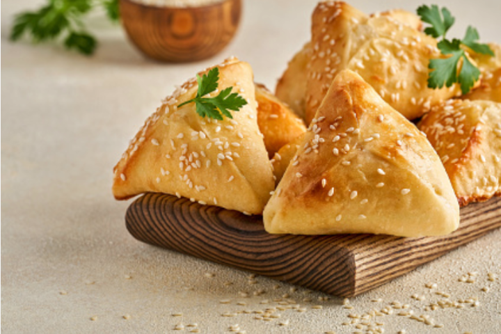 Fatayer Spinat - Beirut Post