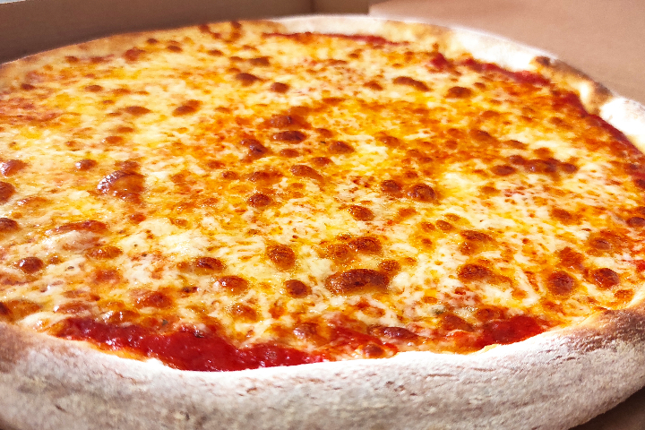 Pizza Margherita - La Bella Napoli