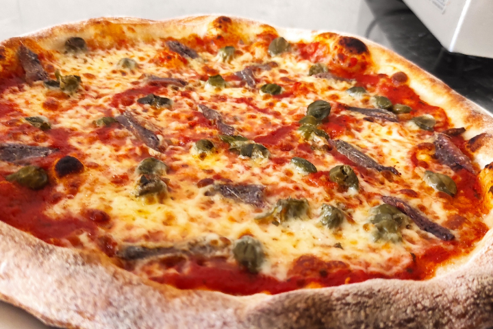 Pizza Napolitaine - La Bella Napoli