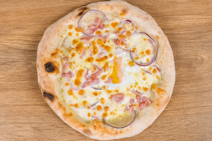 Pizza Carbonara - La Grotta