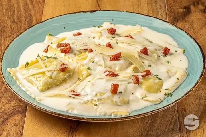 Panzerotti Ricotta Épinard - La Grotta
