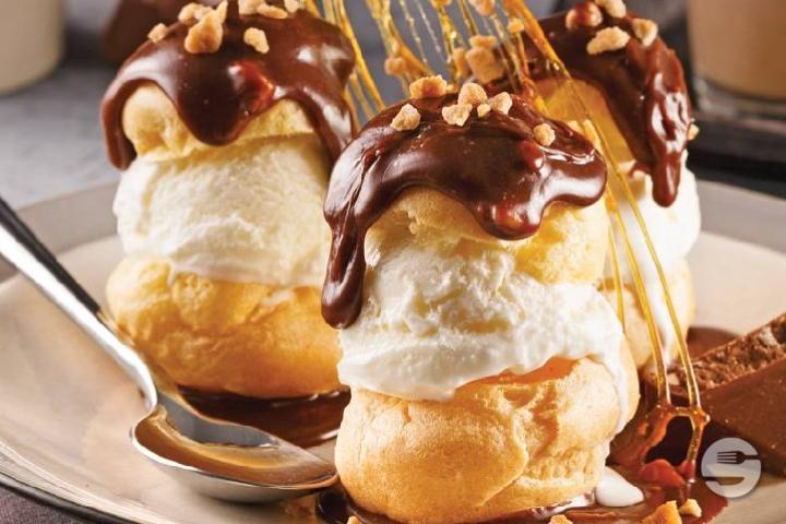Profiteroles - MiaMiam Chicken