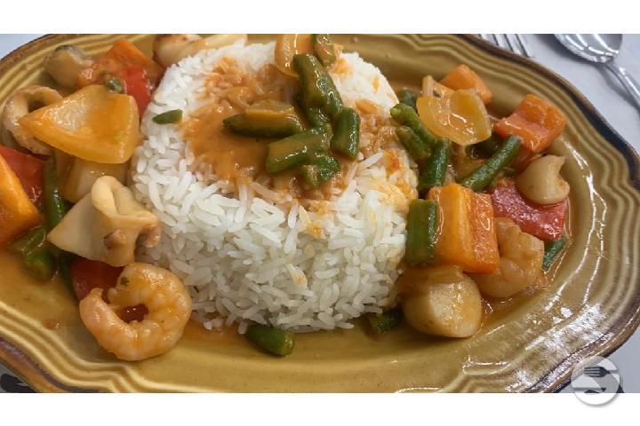 19 Pad Pirk Talay (Frutti di mare con verdure miste e basilico thai - DiDi Thai