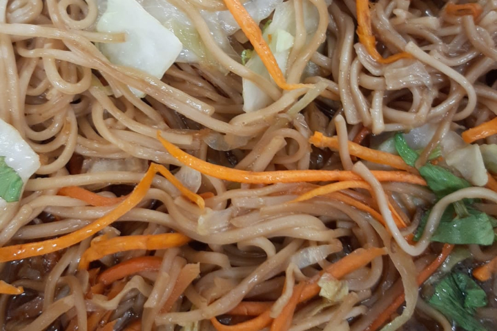 Noodle (spaghetti di grano) con verdure - DiDi Thai
