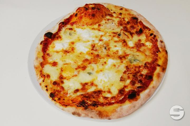 Pizza Quattro Formaggi - Pizza Corner